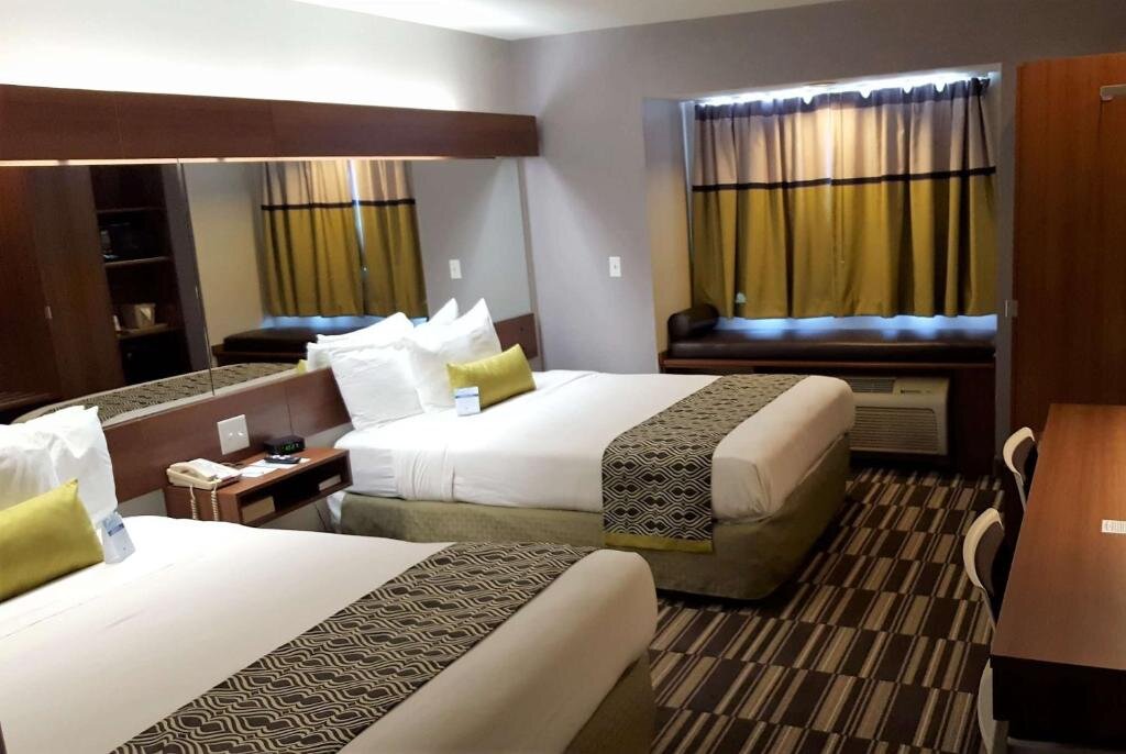 Двухместный номер Standard Microtel Inn & Suites by Wyndham Bellevue