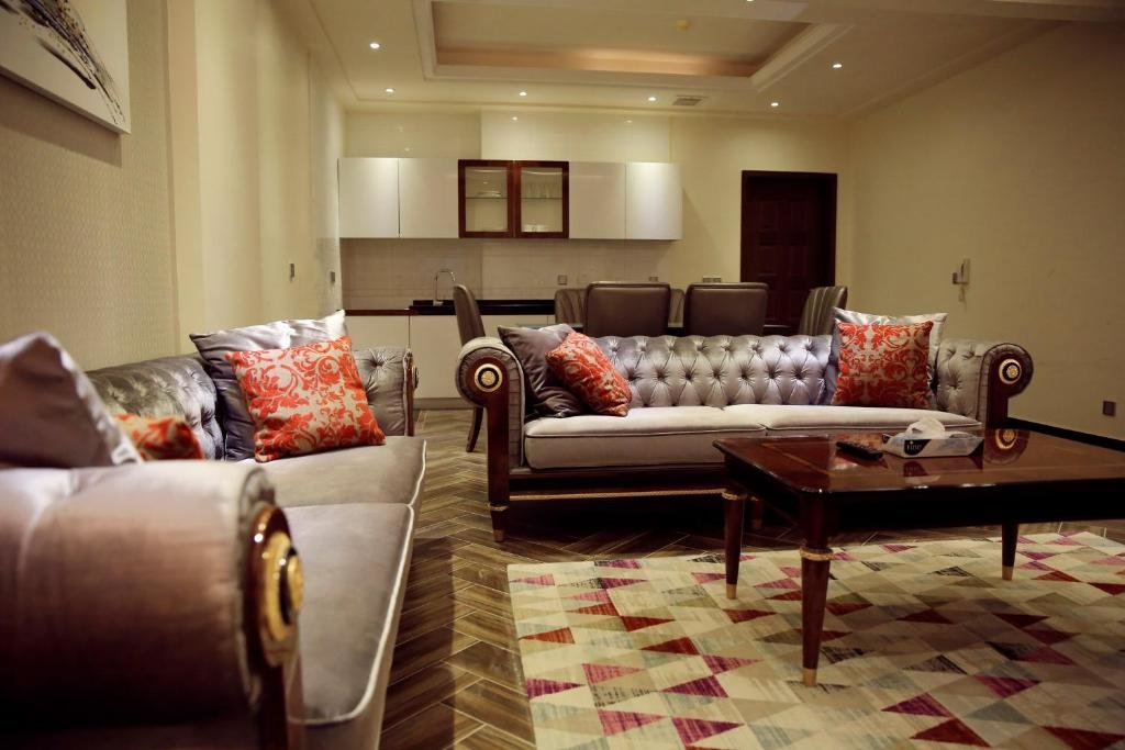 3 Bedrooms Suite Makeen Homes by Warwick Hotel
