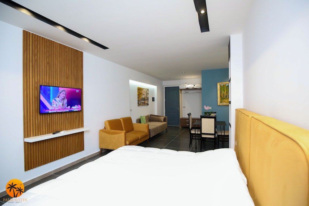 Люкс Deluxe beachfront Palm Suites Apartment-Suite