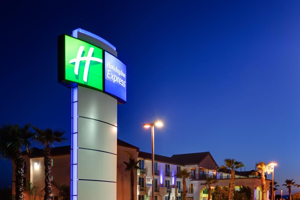Lit en dortoir Holiday Inn Express Calexico, an IHG Hotel
