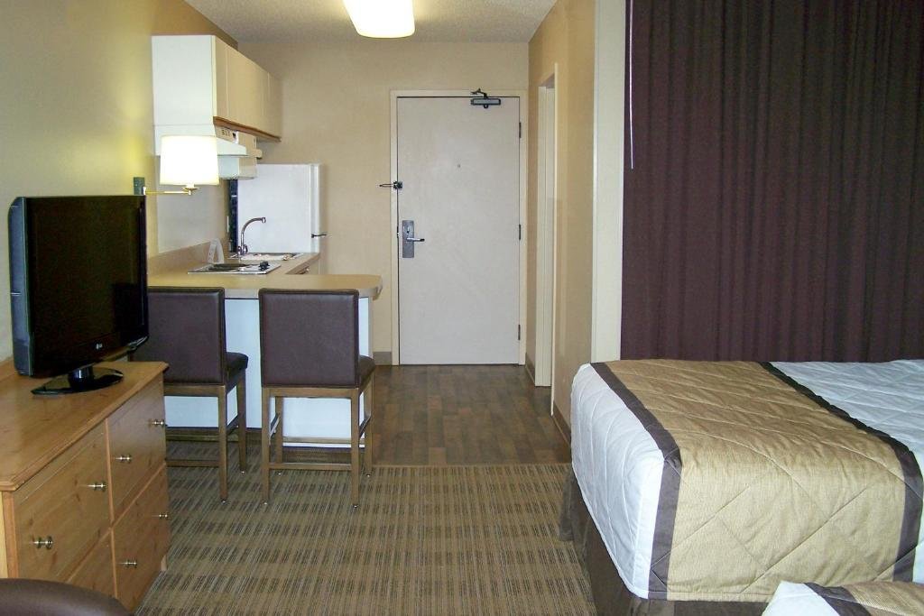 Номер Standard Extended Stay America Suites - Chicago - Lombard - Oakbrook