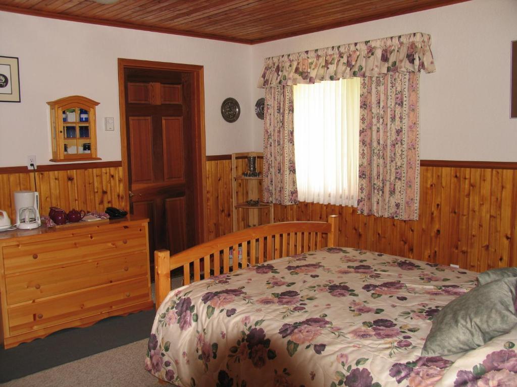 Номер Standard Blue Grouse Country Inn Bed & Breakfast