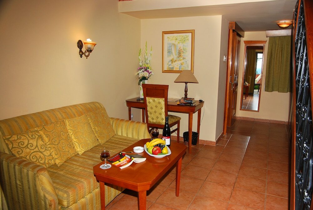 Economy Double room with balcony Bellapais Monastery Hotel