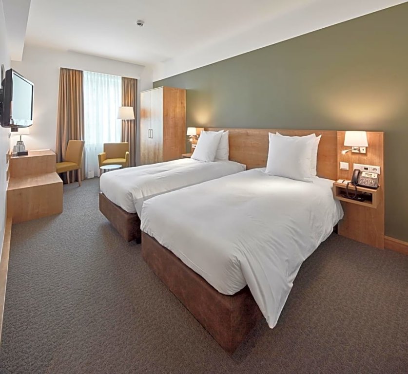 Comfort room City Hotel