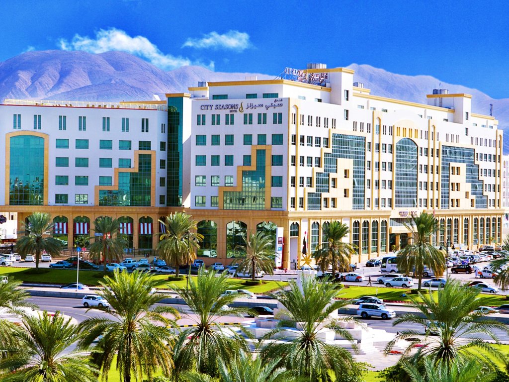Standard room City Seasons Hotel & Suites Muscat