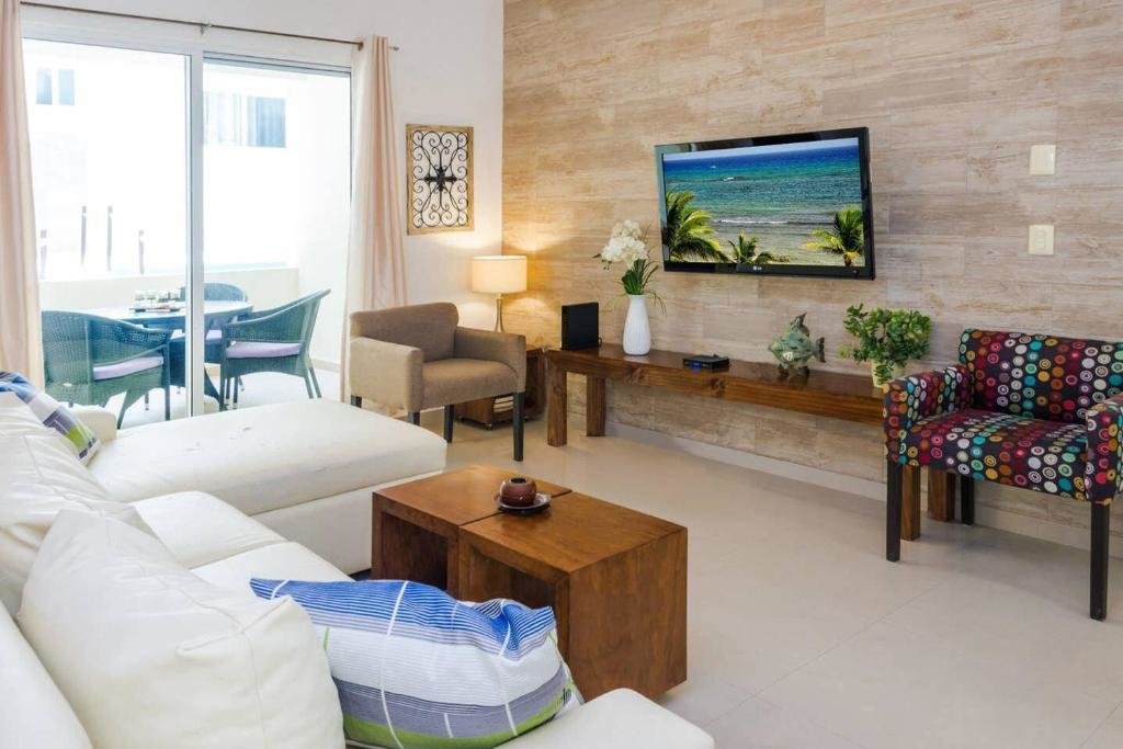 Апартаменты Modern Condo, Just Steps To Mamitas Beach And 5Th