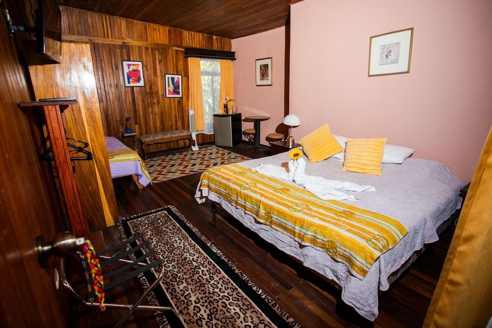 Двухместный номер Standard c 1 комнатой Hotel Los Jardines De Monteverde