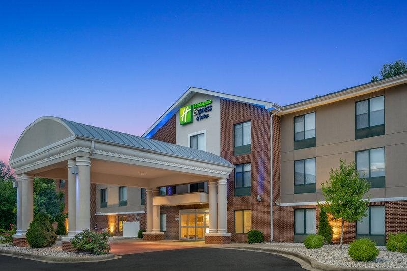 Other Holiday Inn Express & Suites Tell City, an IHG Hotel