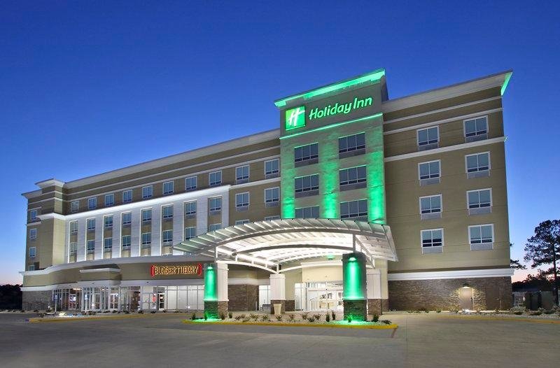 Номер Executive Holiday Inn Hattiesburg - North, an IHG Hotel