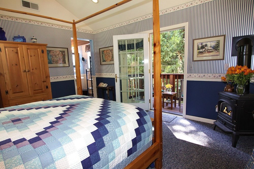 Standard Zimmer mit Balkon McCaffrey House Bed and Breakfast Inn