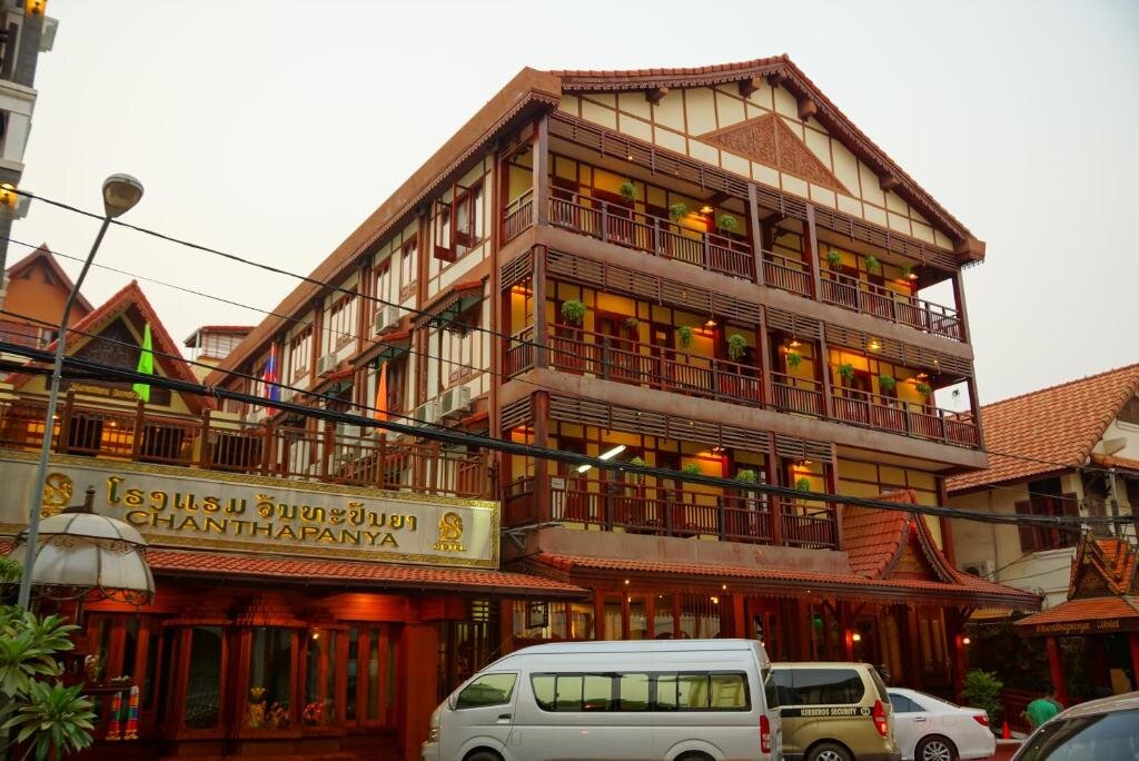 Standard double chambre avec balcon Chanthapanya Hotel