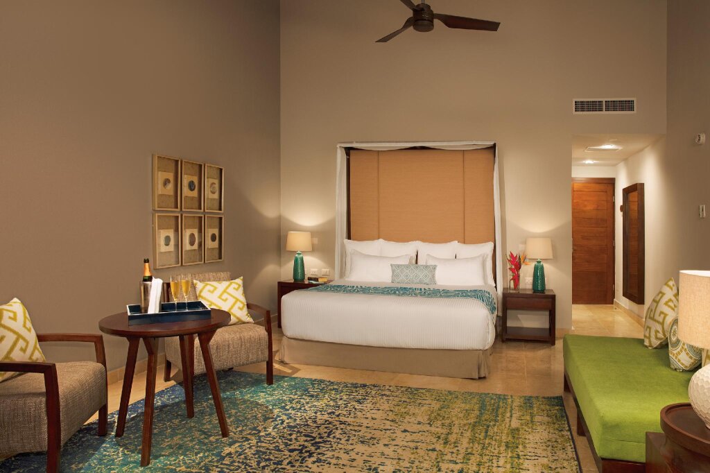 Двухместный люкс Preferred Club Honeymoon Dreams Dominicus La Romana Resort & Spa