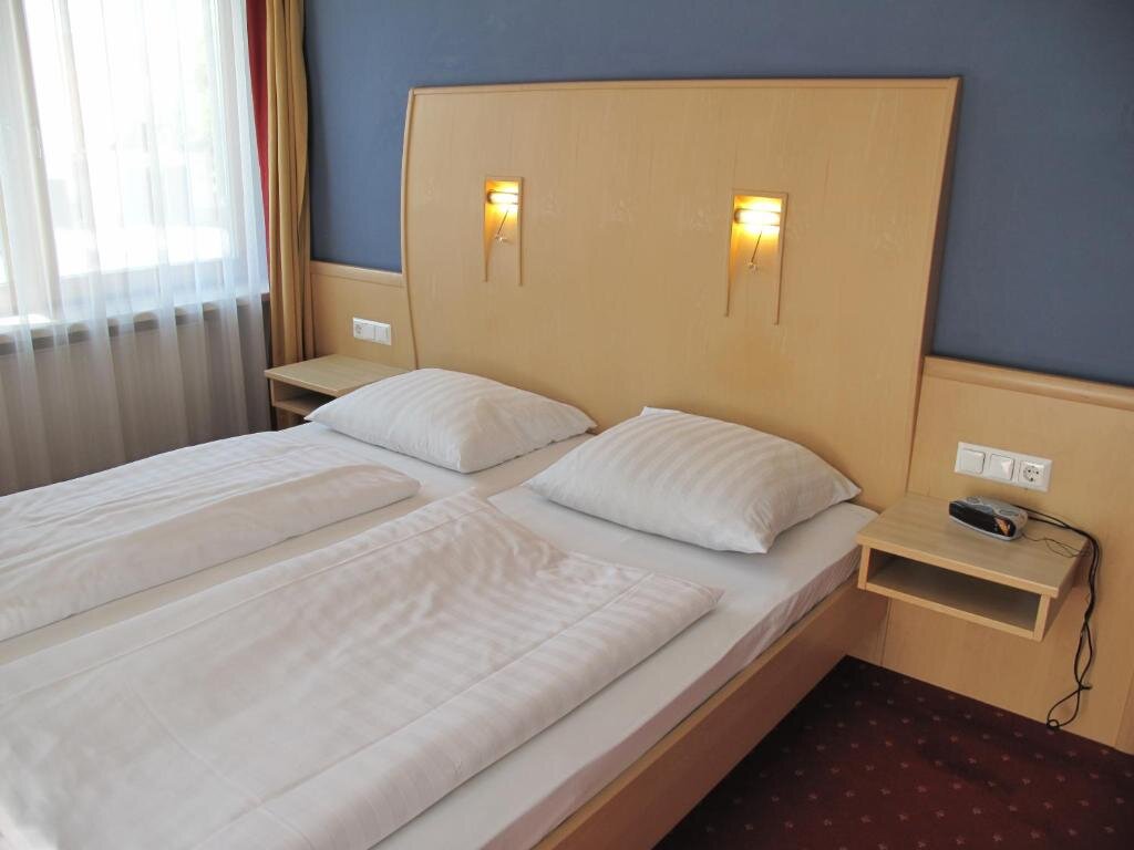 Standard Doppel Zimmer Hotel Garni Höchschmied