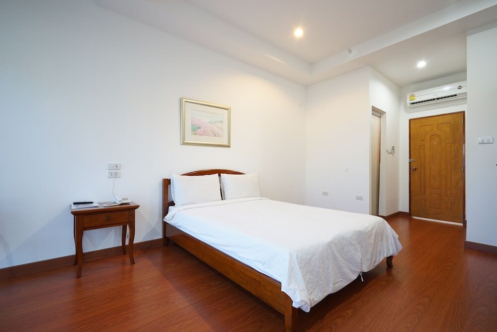 1 Bedroom Superior Double room with balcony Baan Suan Khun Ta and Golf Resort