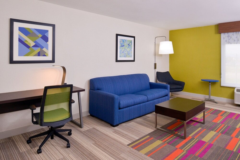 Standard Vierer Zimmer Holiday Inn Express & Suites Shreveport - Downtown, an IHG Hotel