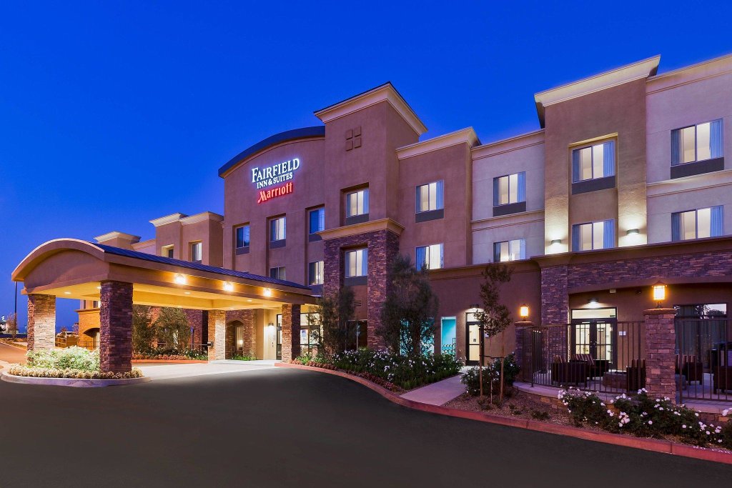 Номер Standard Fairfield Inn & Suites Riverside Corona/Norco