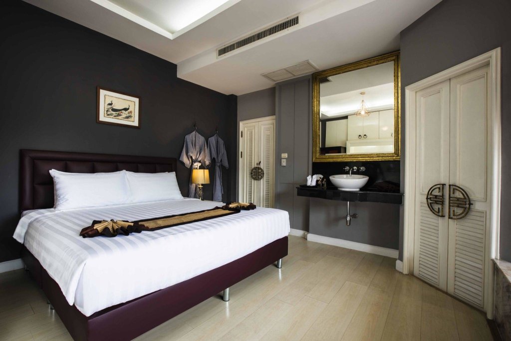 Семейный люкс с 3 комнатами La Seine City Resort Chiang Mai