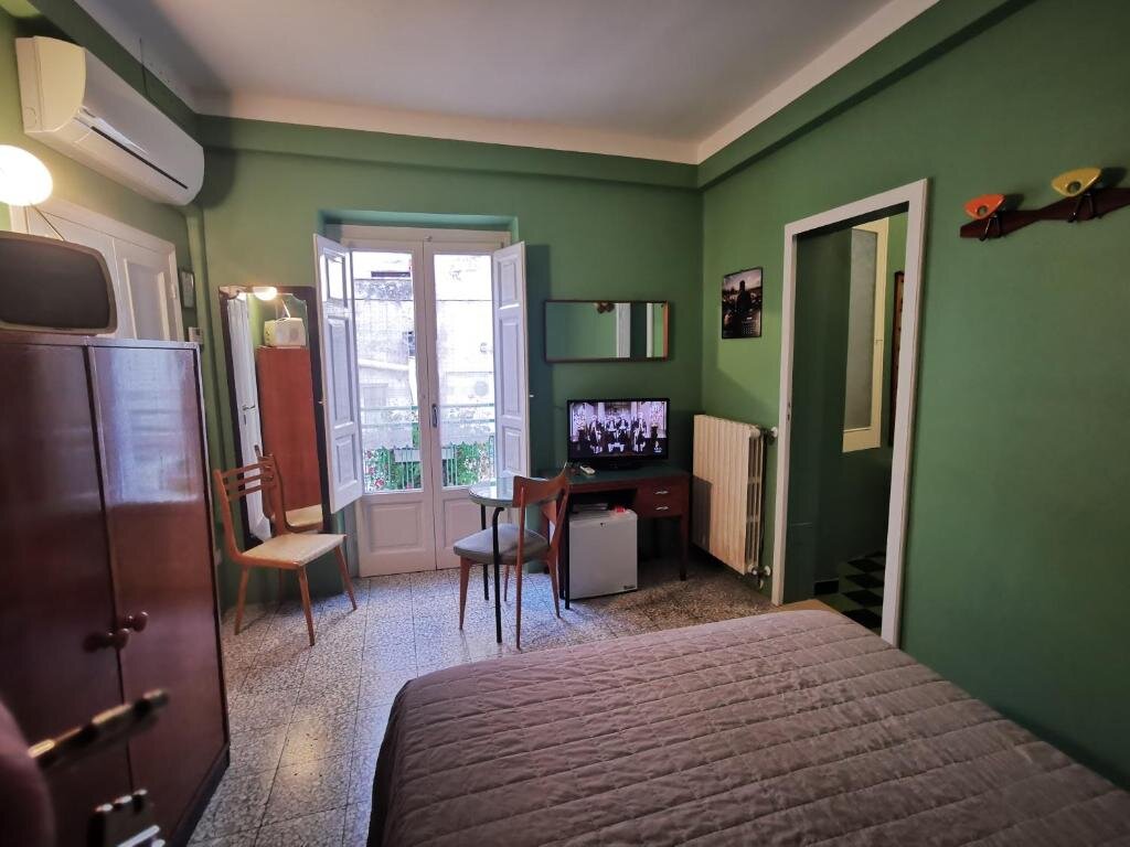 Standard room Casa Farella B&B in mini Apartments Altamura x Matera