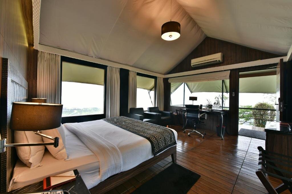 Standard Double room with view Della Resorts