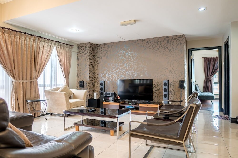 Executive Zimmer Penthouse mit Balkon North Borneo Paradise@Marina Court