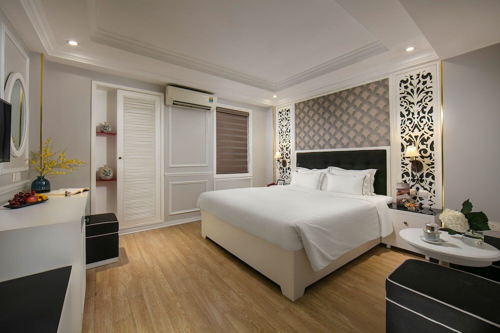 Двухместный номер Deluxe Lavender Central Hotel & Spa Hanoi
