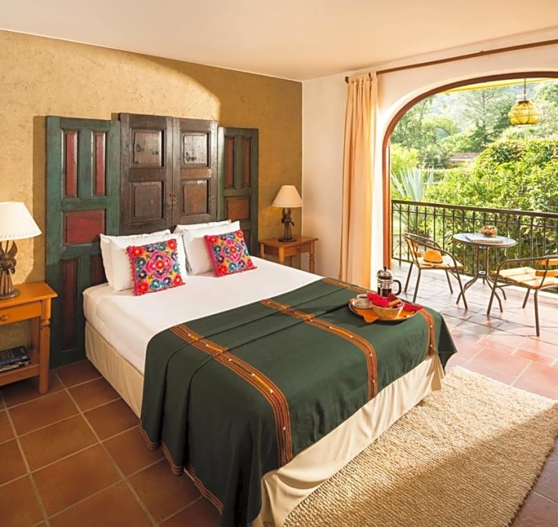 Двухместный номер Standard с балконом и с красивым видом из окна Hotel Villa Santa Catarina