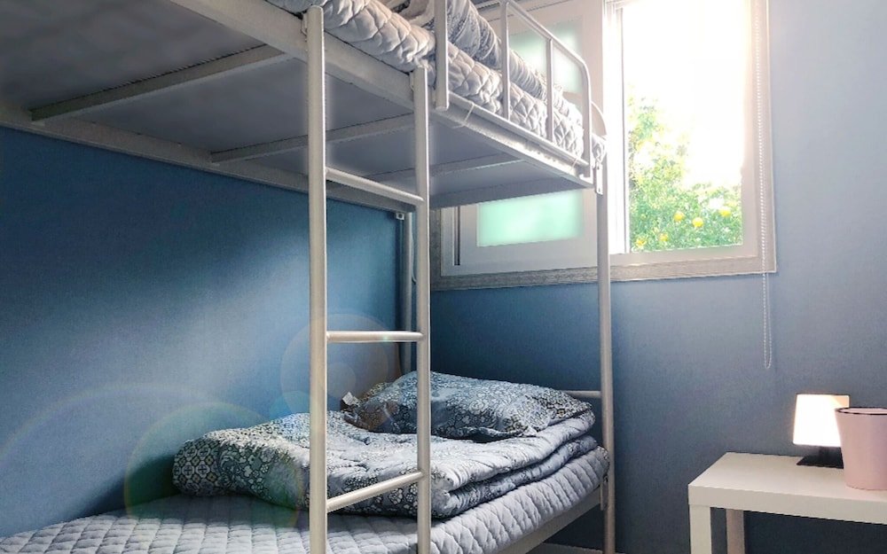 Cama en dormitorio compartido (dormitorio compartido femenino) Jeju Sup Guest House