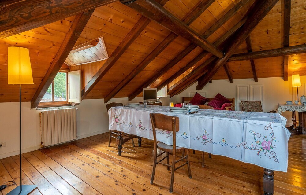 Stunning Apartment in Loco di Rovegno With Wifi Ровеньо