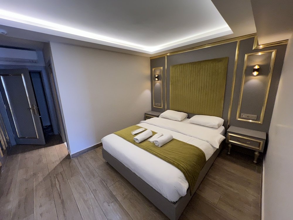 Standard Double Family room with balcony Taksim La Marino Hotel