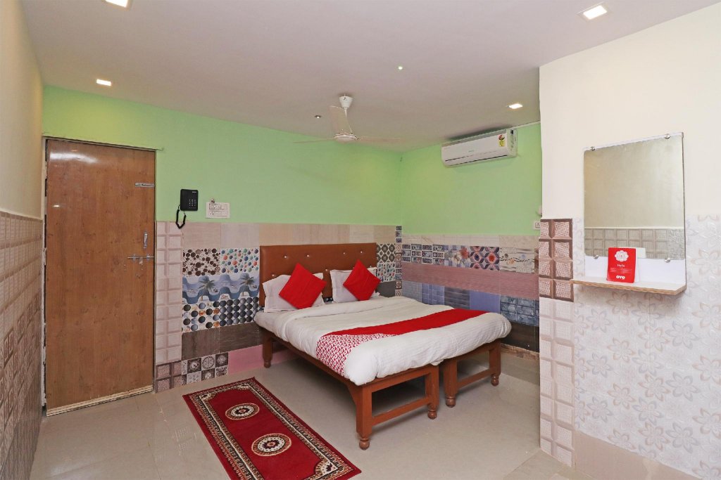 Standard Double room OYO Hotel Kunal