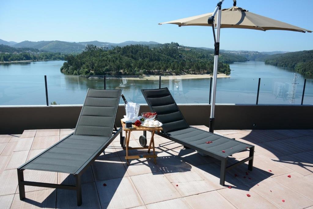 Deluxe Double room with balcony and with view Figurino do Douro