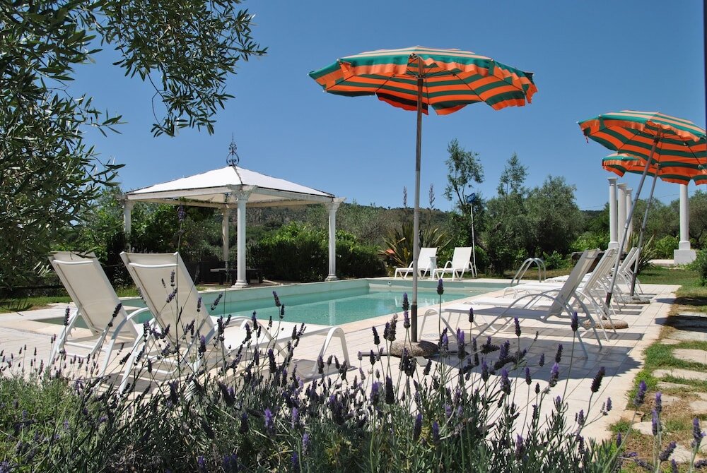 Villa Holiday Home Chevalier With Terrace and Swimming Pool