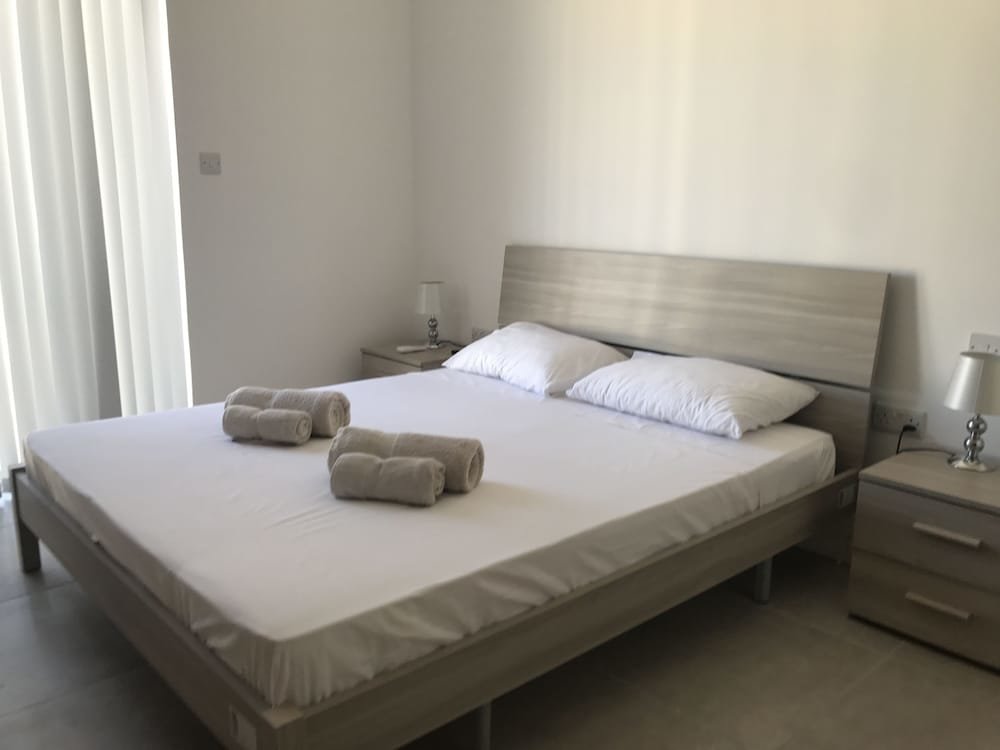 Appartamento Deluxe 34 Holiday Suites St Paul's