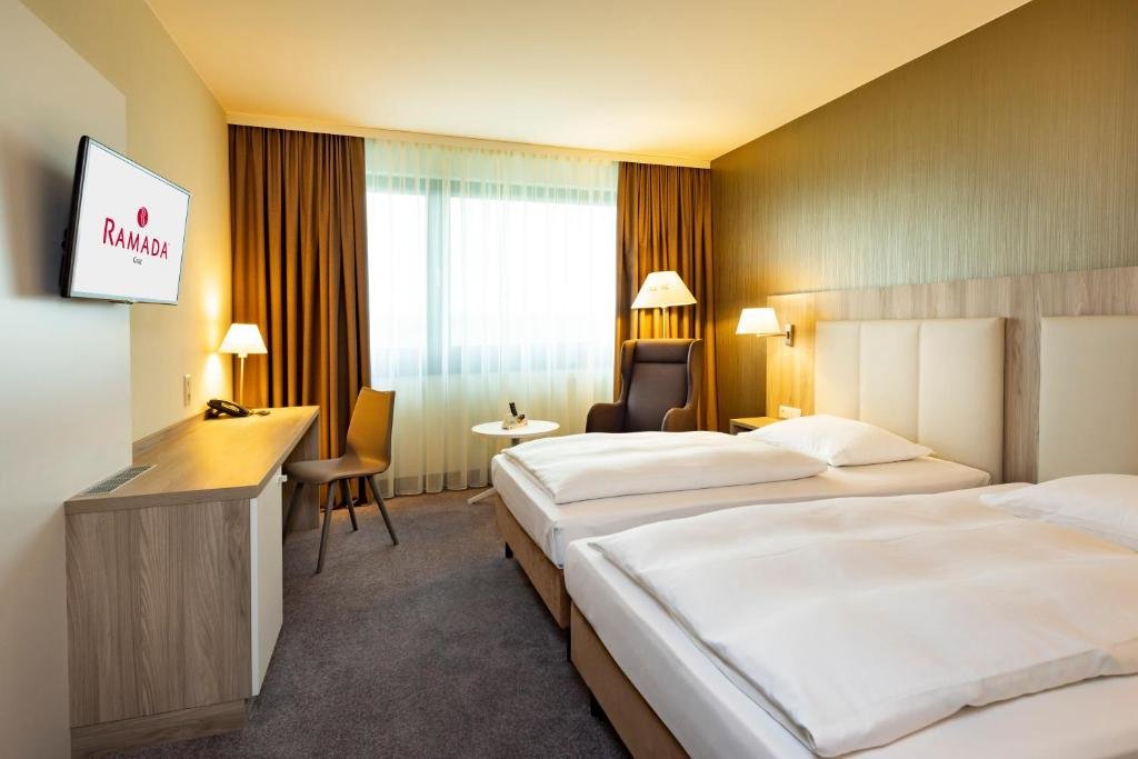 Двухместный номер Standard Hotel Ramada Graz