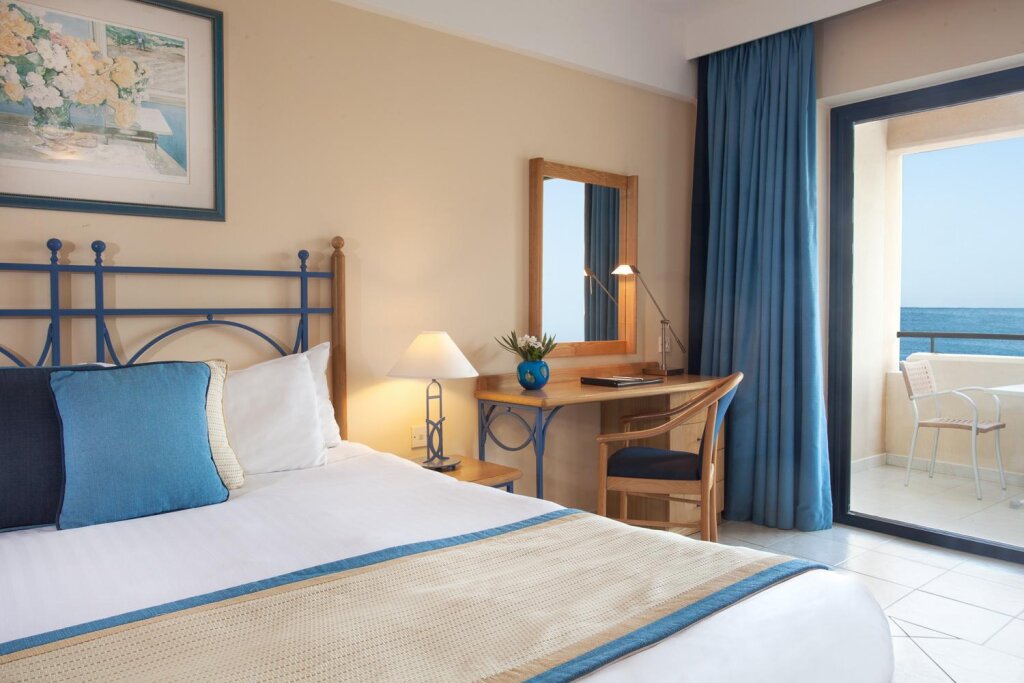 Двухместный номер Superior с видом на море Marina Hotel Corinthia Beach Resort Malta