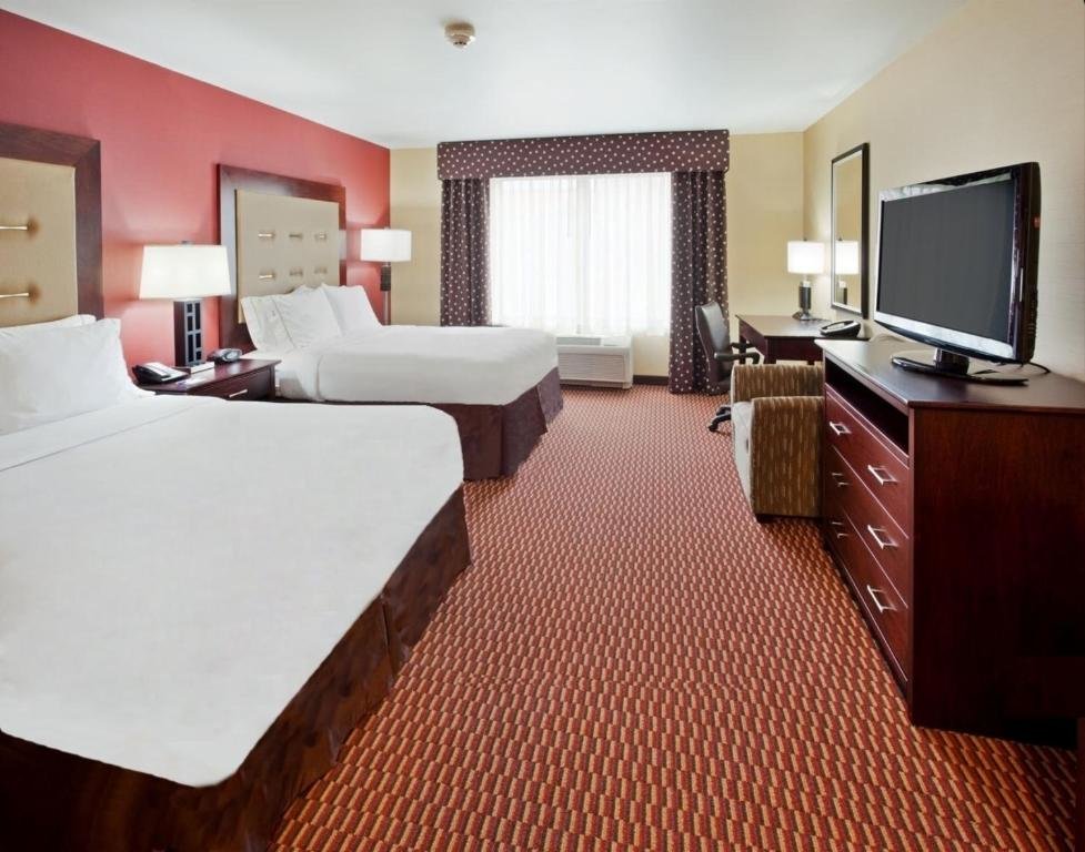 Двухместный номер Standard Holiday Inn Express and Suites Great Falls, an IHG Hotel