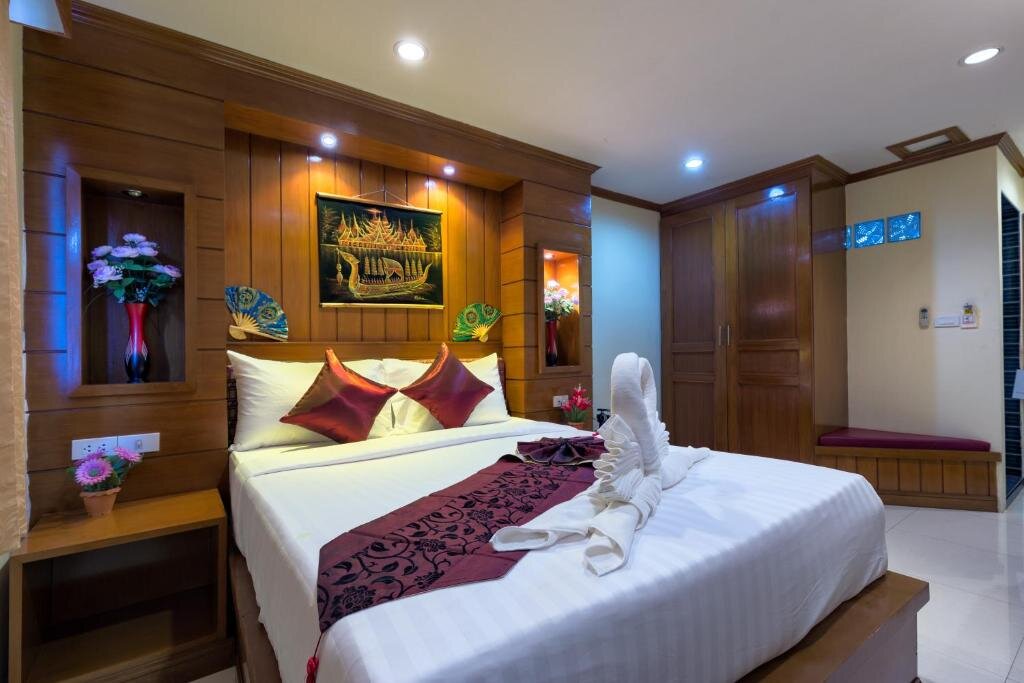 Superior Double room PR Patong Residence -SHA