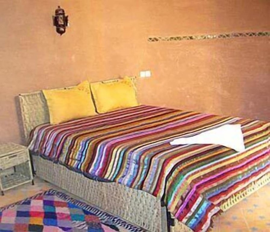 Économie simple chambre Hotel Camping Hamada du Draa