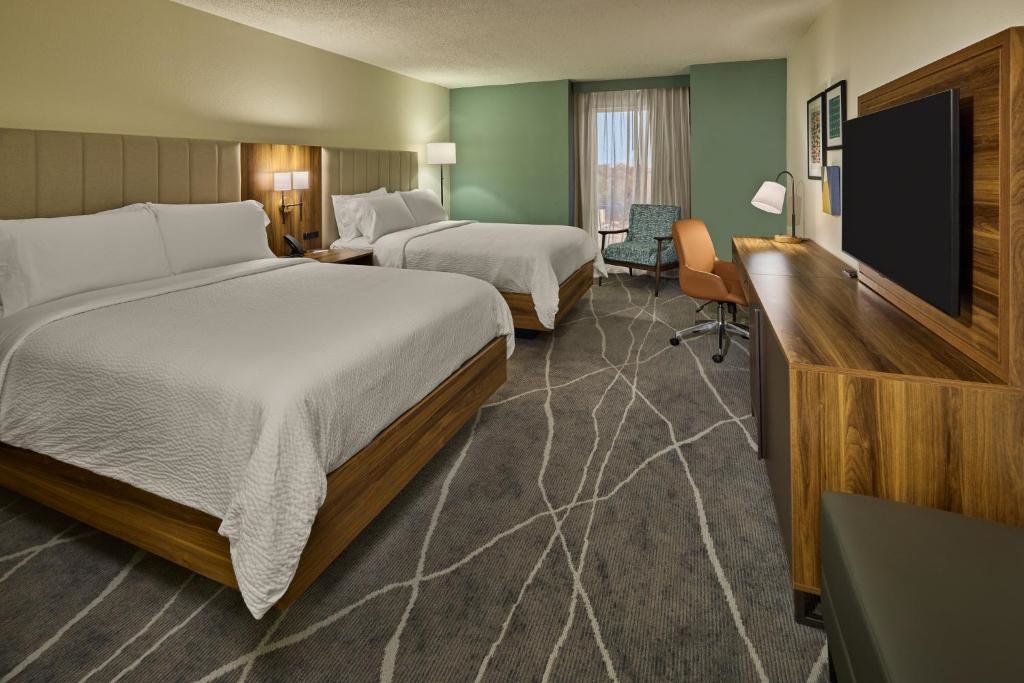Двухместный номер Standard Holiday Inn Express & Suites Charleston Dwtn - Westedge, an IHG Hotel