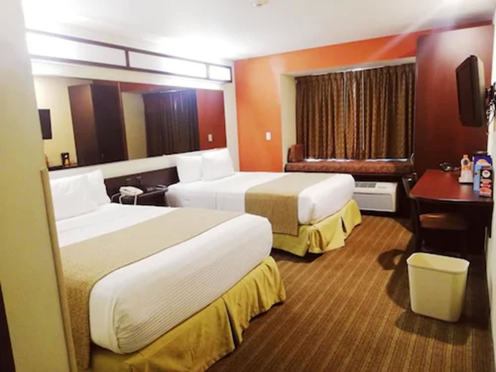 Номер Standard Microtel Inn and Suites by Wyndham Toluca