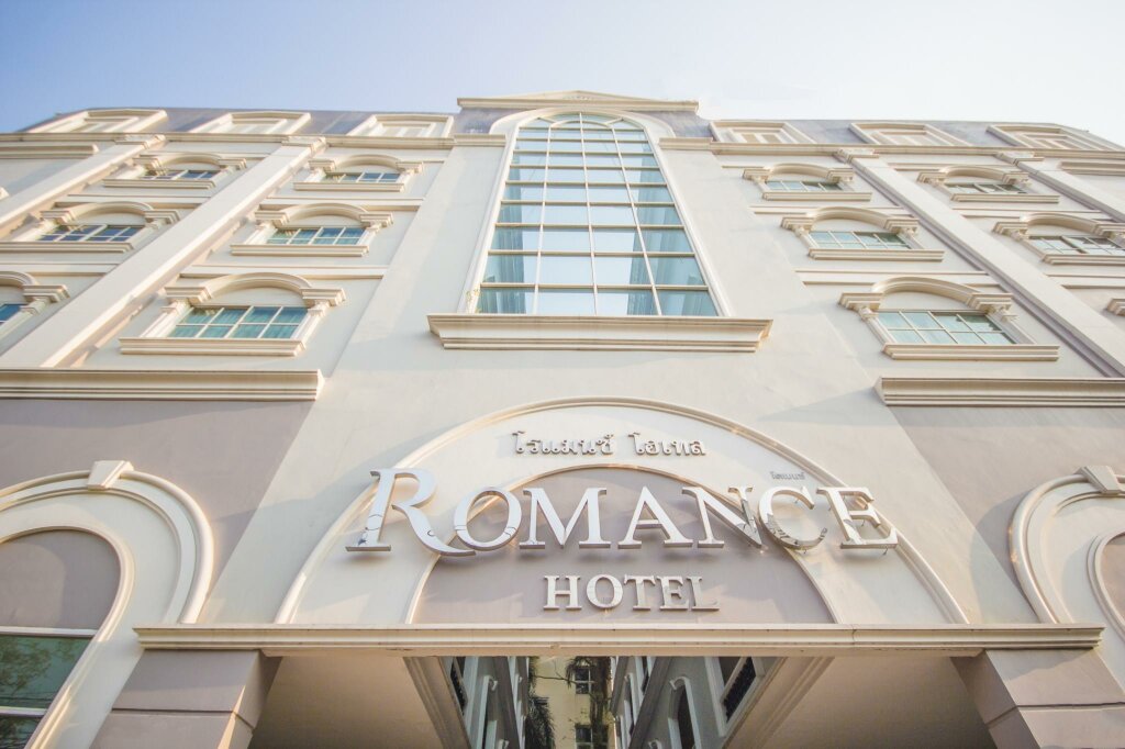 Camera Deluxe Romance Hotel Srinakarin