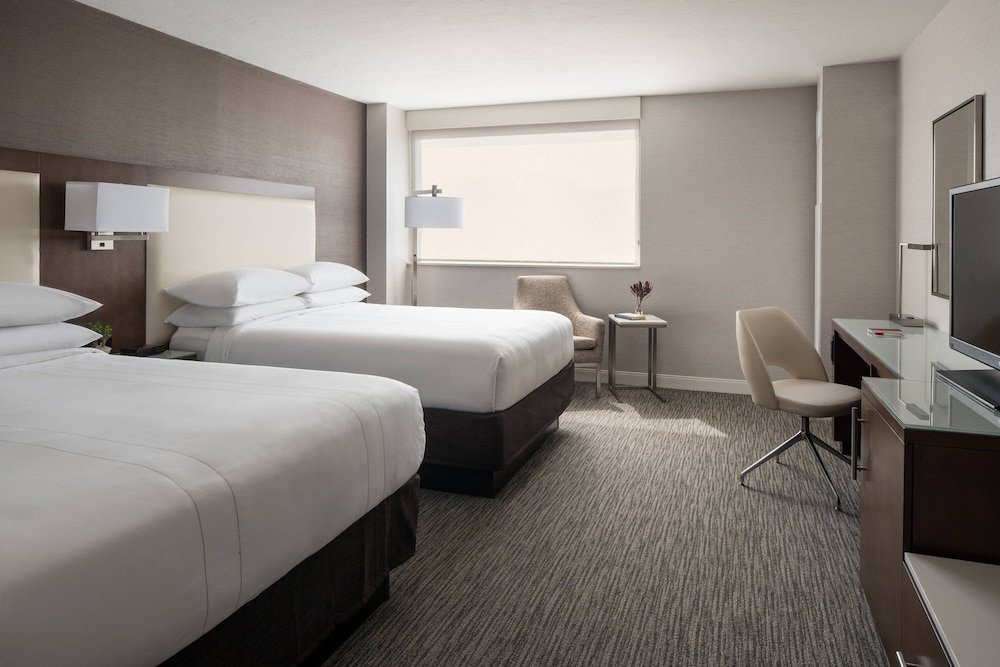 Четырёхместный номер Standard Provo Marriott Hotel & Conference Center