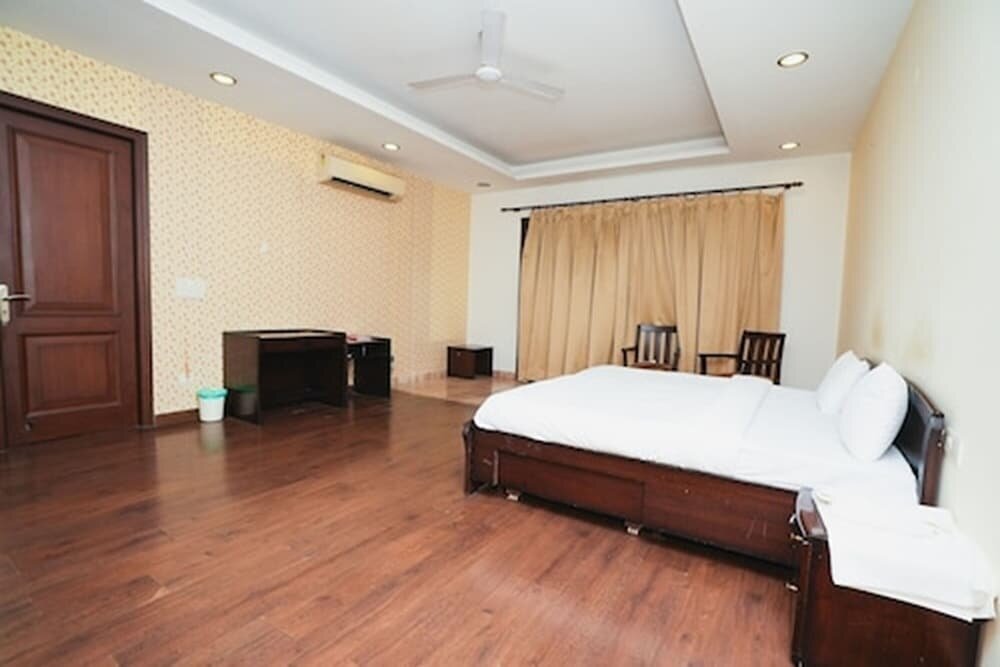 Deluxe Zimmer Greenleaf Apartment And Suites, Kalkaji