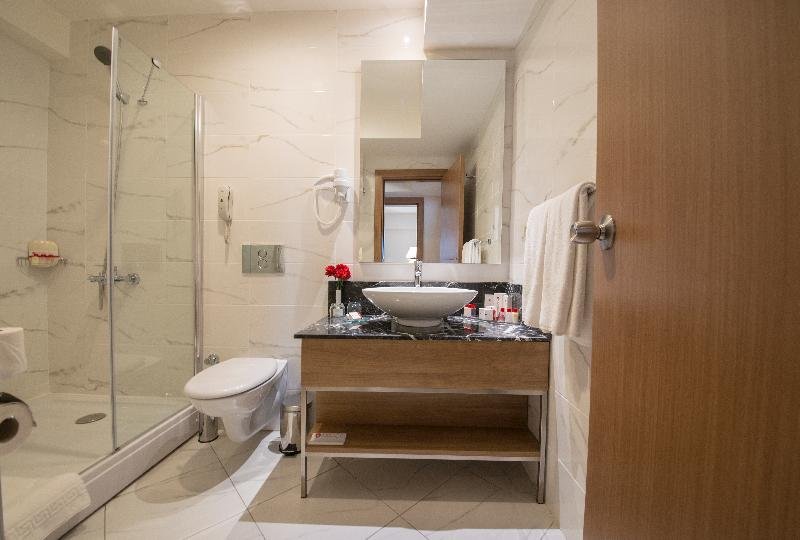 Standard Doppel Zimmer mit Balkon Ramada Resort By Wyndham Lara
