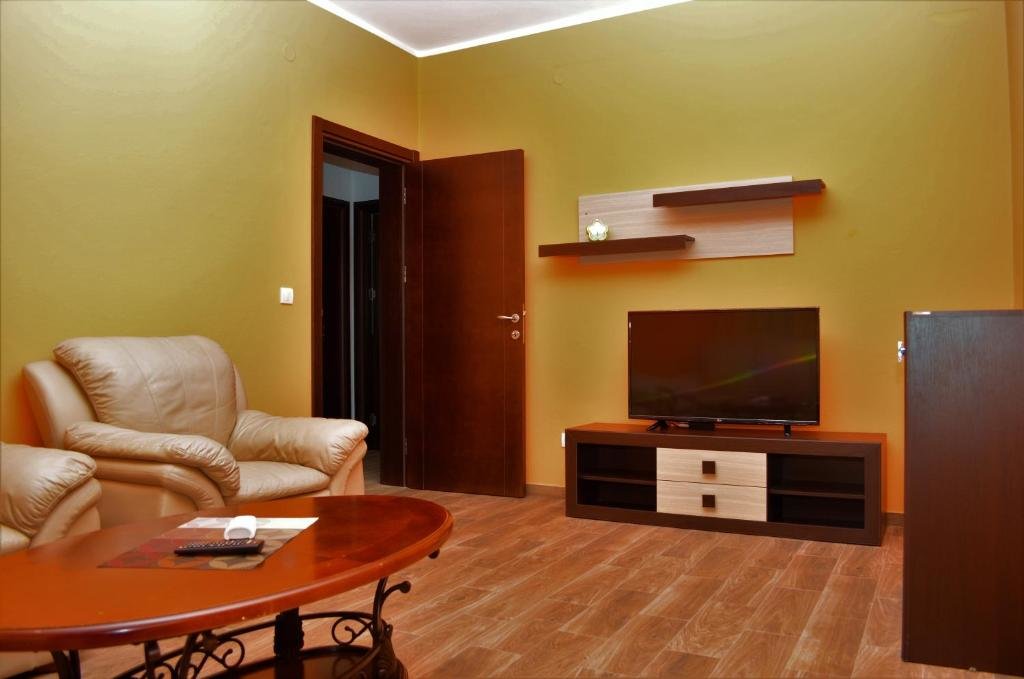 2 Bedrooms Apartment Apartments Md Lux 2