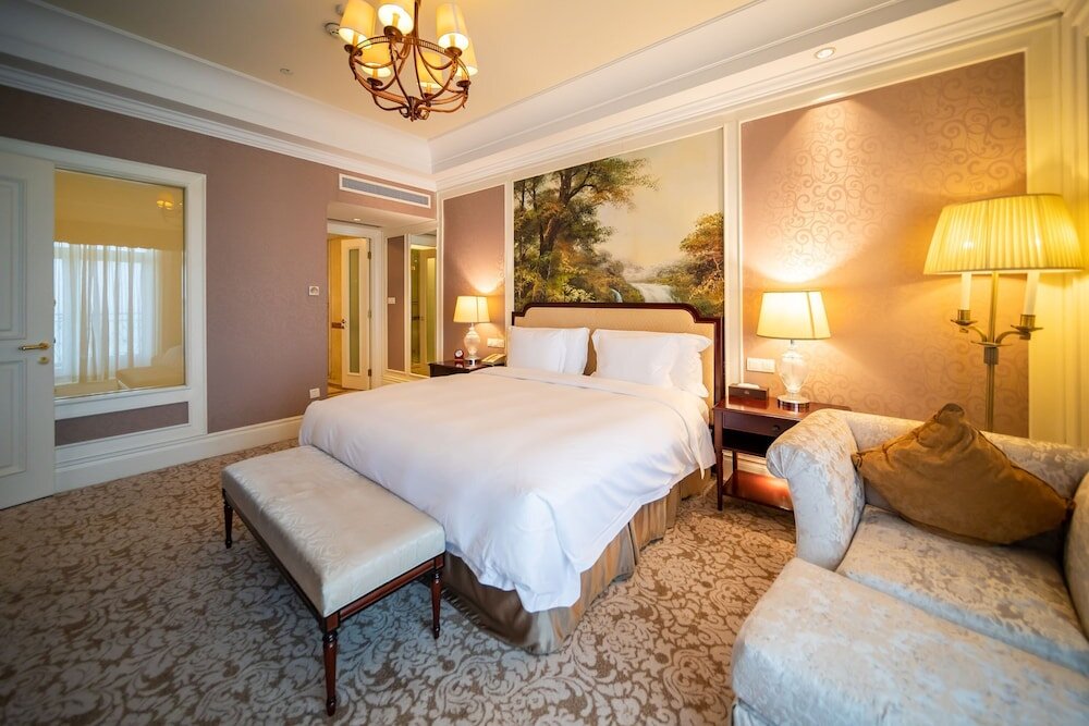 Suite junior doble Crowne Plaza Qingdao Ocean Spring Resort, an IHG Hotel