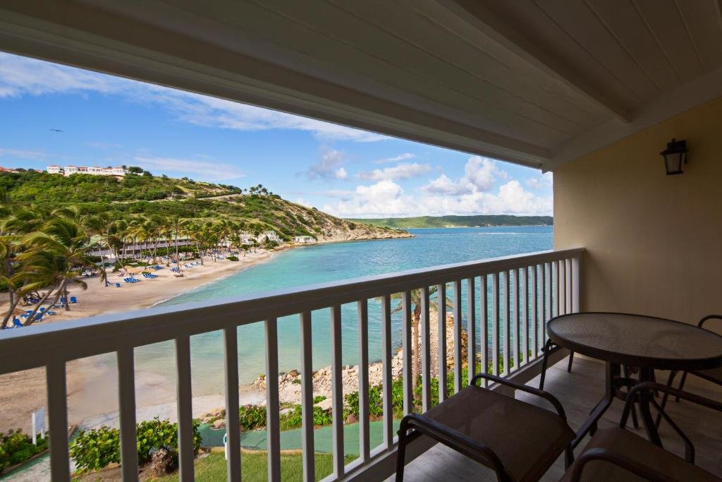Camera familiare Premium con vista sull'oceano St. James's Club Antigua