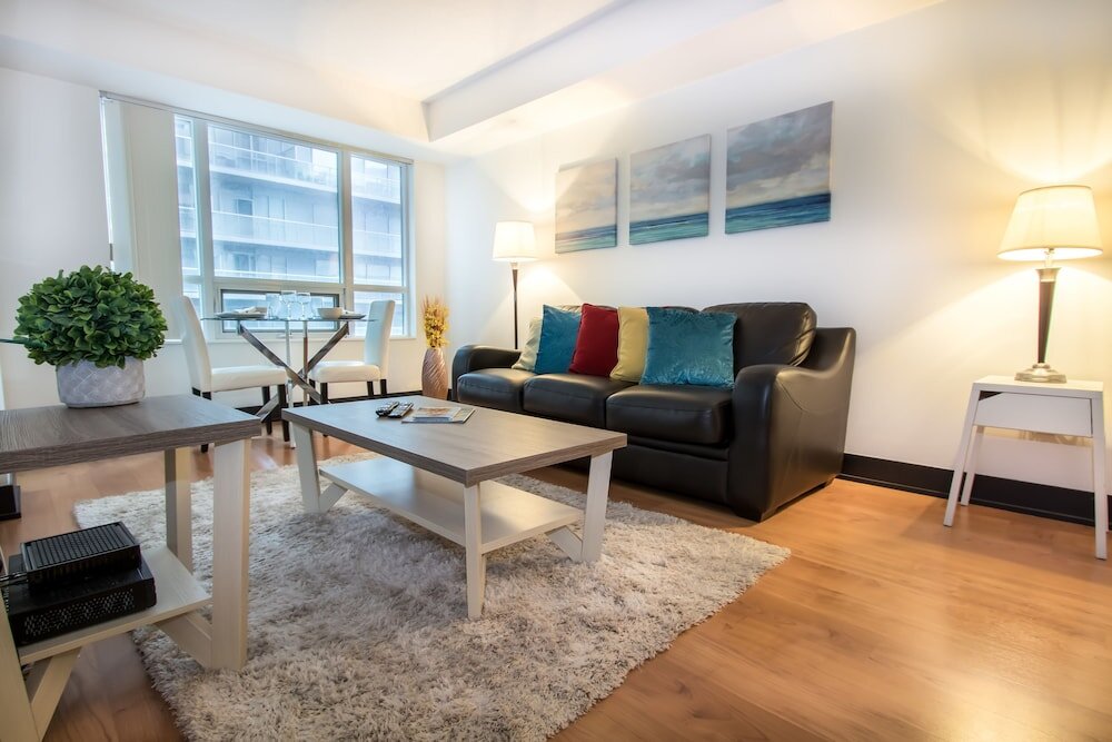 Standard room MiCasa Suites - Stylish Condo in the Heart of Downtown