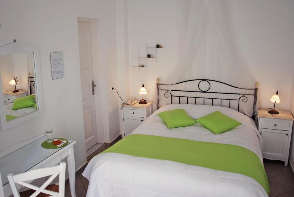 Standard Double room Reverie Santorini Hotel
