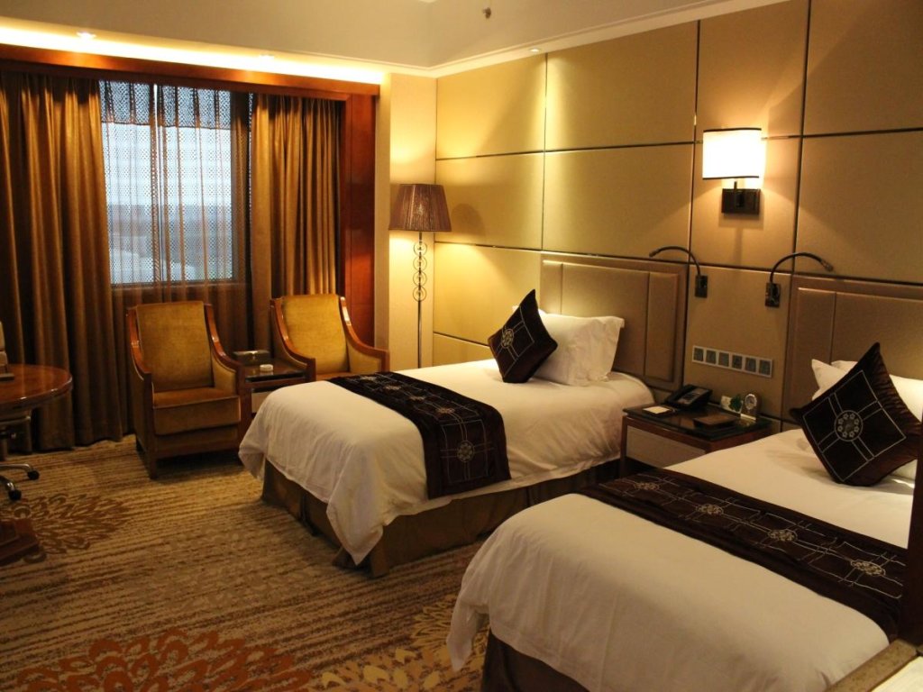 Номер Superior Yangzhou Mingfa International Hotel